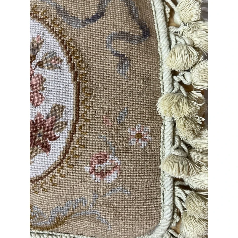 Wool Needlepoint Pillow Floral Tassle Trim Shabby French Country‎ Cottagecore